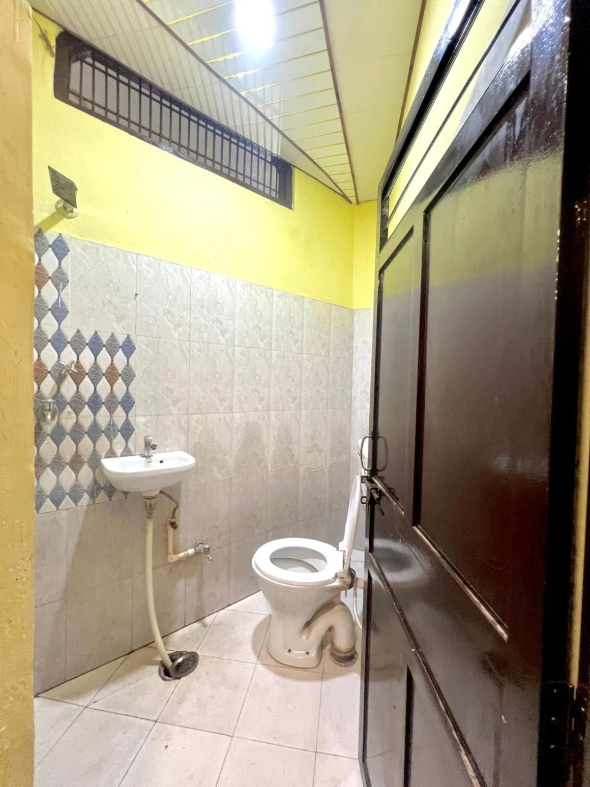 ורנאסי Durga P Guest House Near Harishchandra Ghat מראה חיצוני תמונה